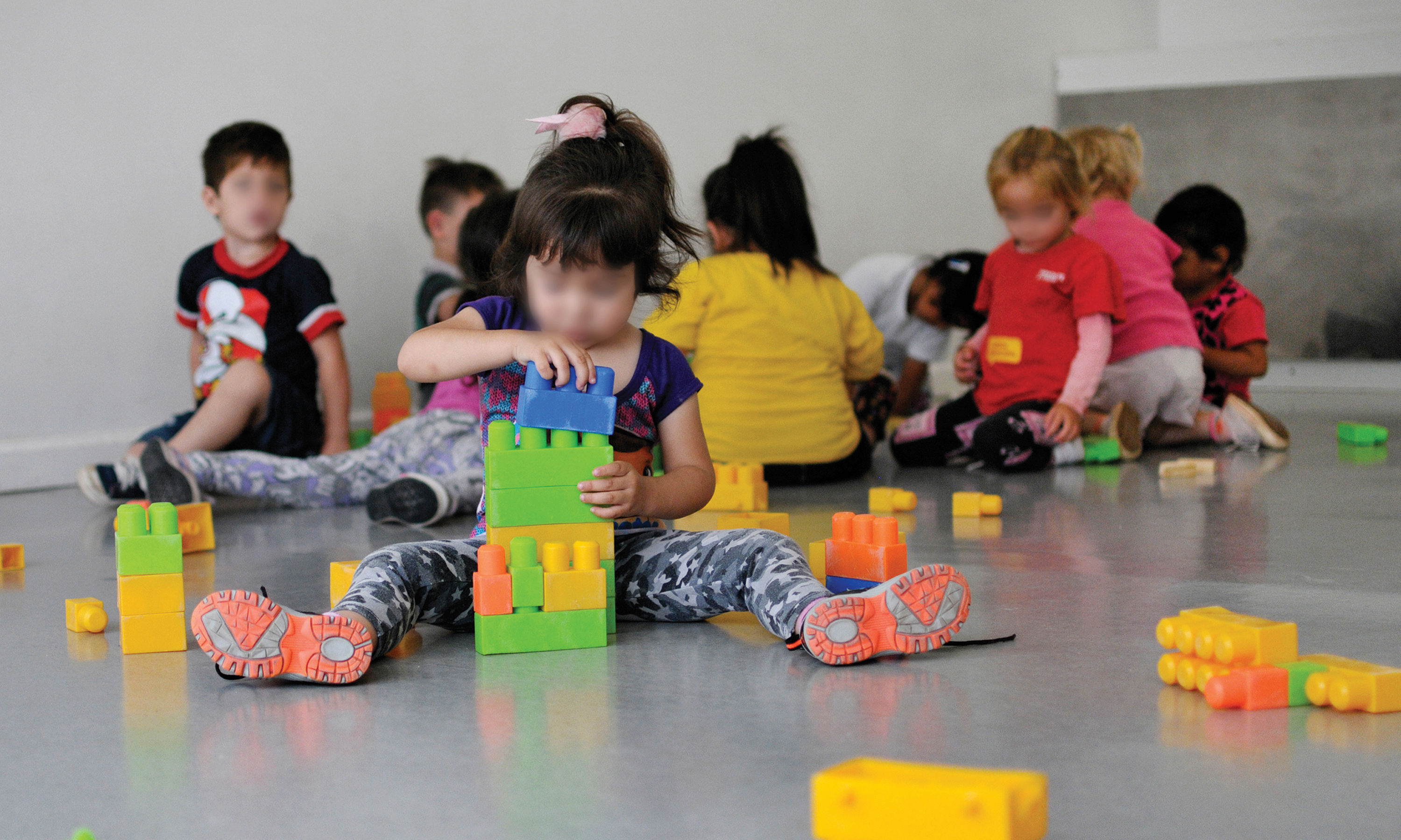 La falta de jardines afecta más a las familias pobres y posterga la educación temprana