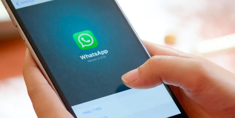WhatsAppitis: El uso continuado del móvil nos está cambiando el pulgar