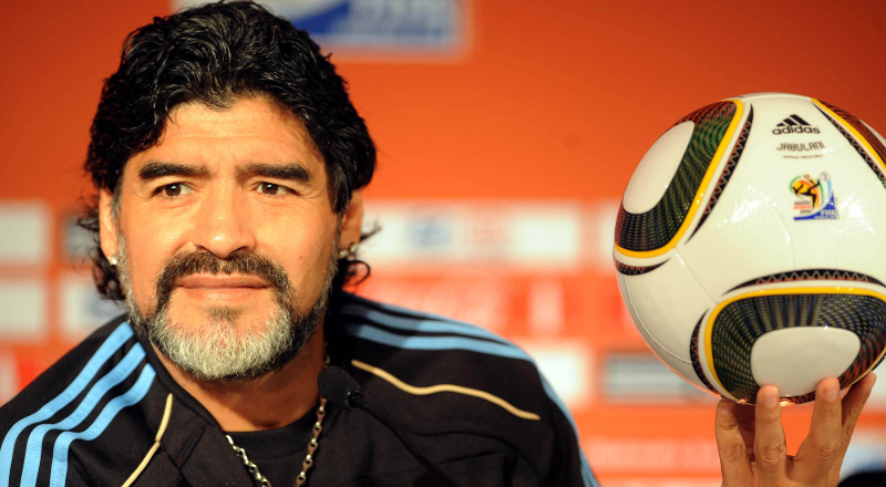 Lo que Diego Maradona creó en el marketing: "Nos llenó de productos que son parte de nuestra vida cotidiana"