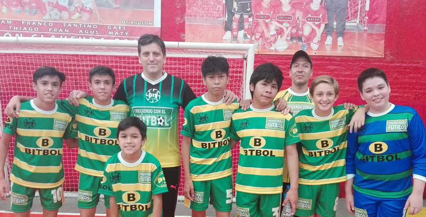 Sin tabla de goleadores ni descensos: por qué el fútbol infantil necesita cambiar su reglamento para formar niños y niñas con valores