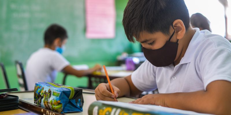 COVID-19 en las escuelas: ¿cómo actuar frente a un contagio en el aula?