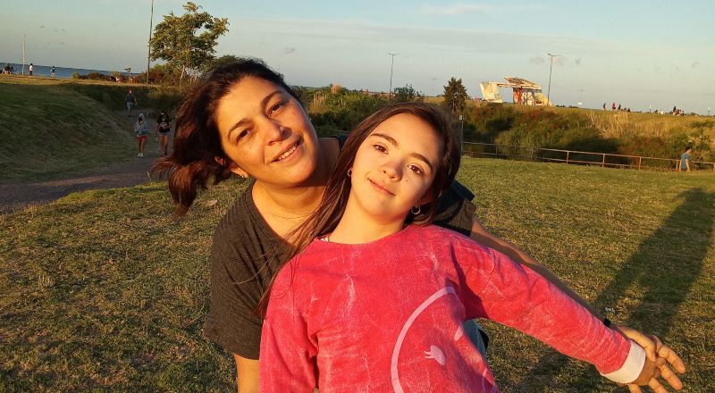 Alejandra y su hija Valentina.