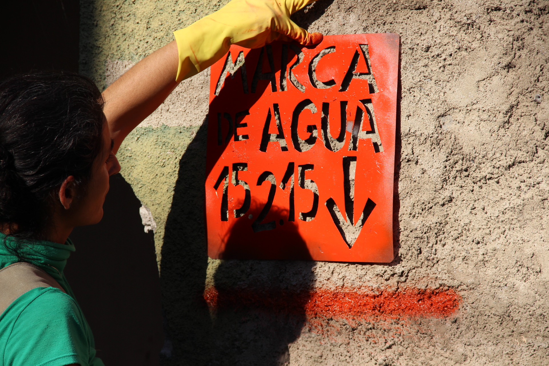 Marca(s) de agua: cómo vecinos cordobeses explican la catástrofe que vivieron en una inundación y sanan sus heridas