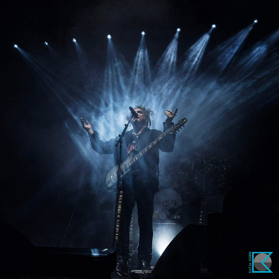 Robert Smith sacude las redes con el anuncio de una nueva gira de The Cure a Latinoamérica