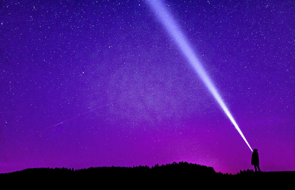 Cada vez vemos menos estrellas en el cielo: ¿qué es la contaminación lumínica?