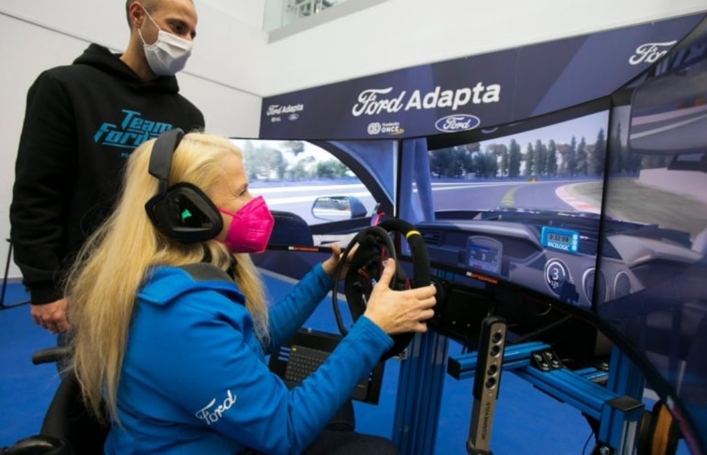 Ford desarrolló un simulador para ayudar a que personas con discapacidad motriz puedan volver a conducir