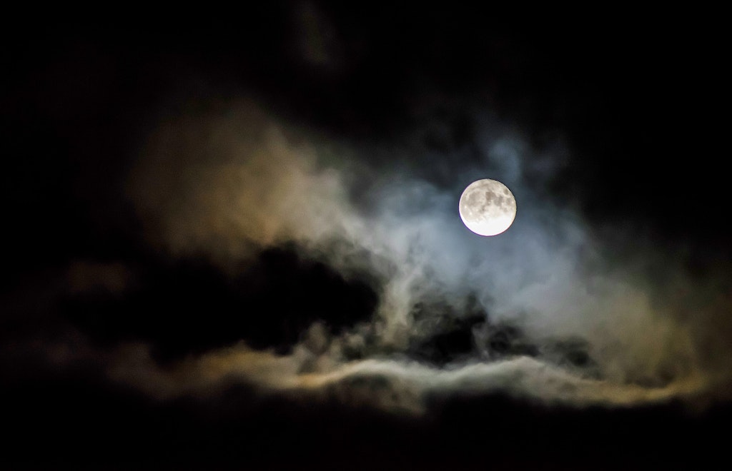 Por qué la “Luna azul” en realidad no es azul y qué esperar de la segunda superluna del mes