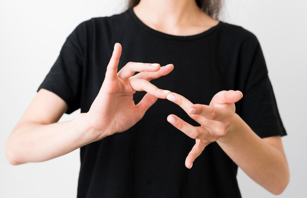 Desarrollan un "glosario académico accesible" para estudiantes que usan lengua de señas en la UNLP