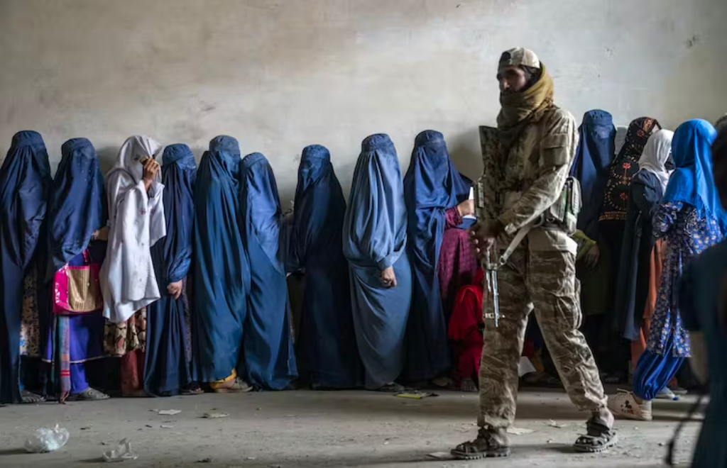 La guerra de los talibanes contra las mujeres en Afganistán debe reconocerse formalmente como ‘apartheid’ de género
