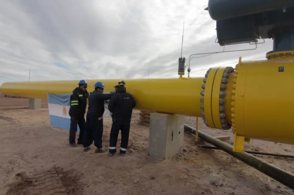 Argentina dejaría de importar GNL y gas de Bolivia en 2025