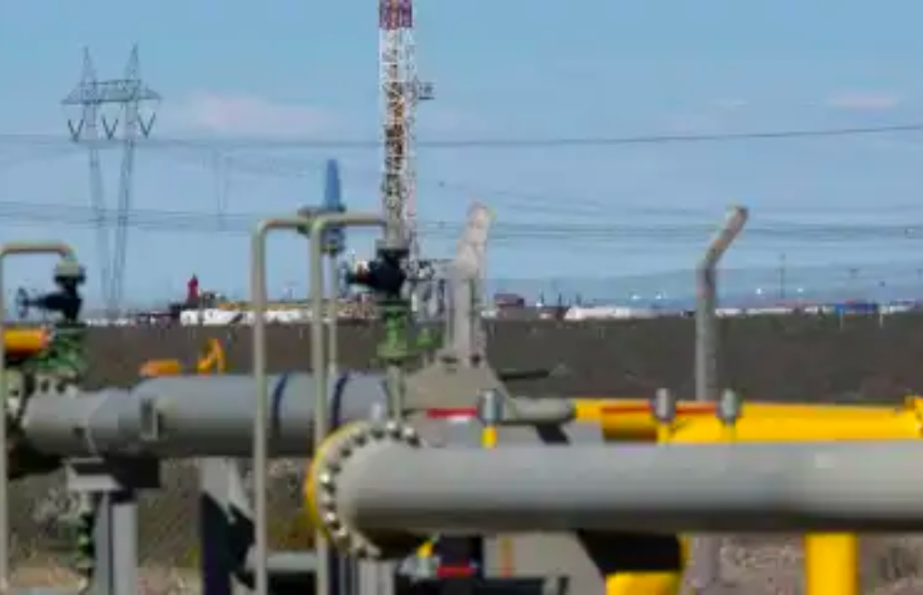 Petróleo: Argentina produjo 9,6 millones de barriles adicionales en 2023 