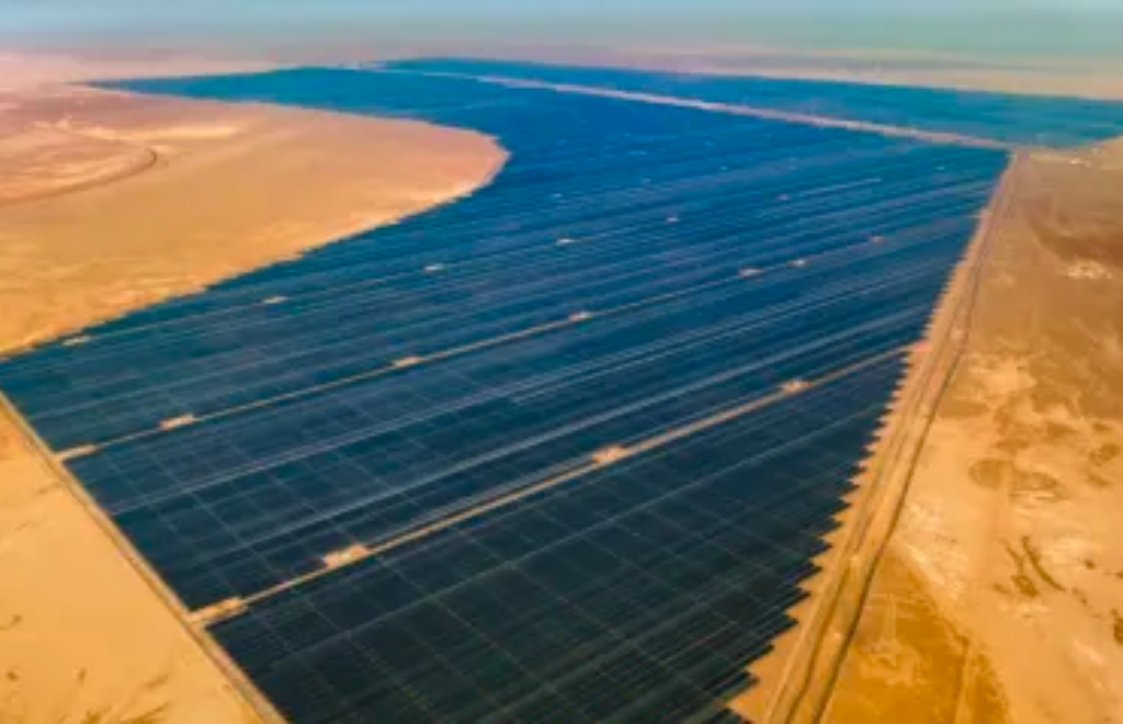 Uno de los parques solares más grandes del mundo entró en operación
