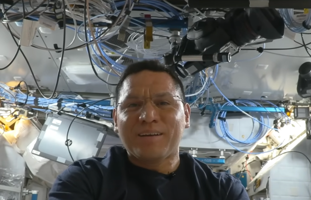 Visita guiada en español por la estación espacial