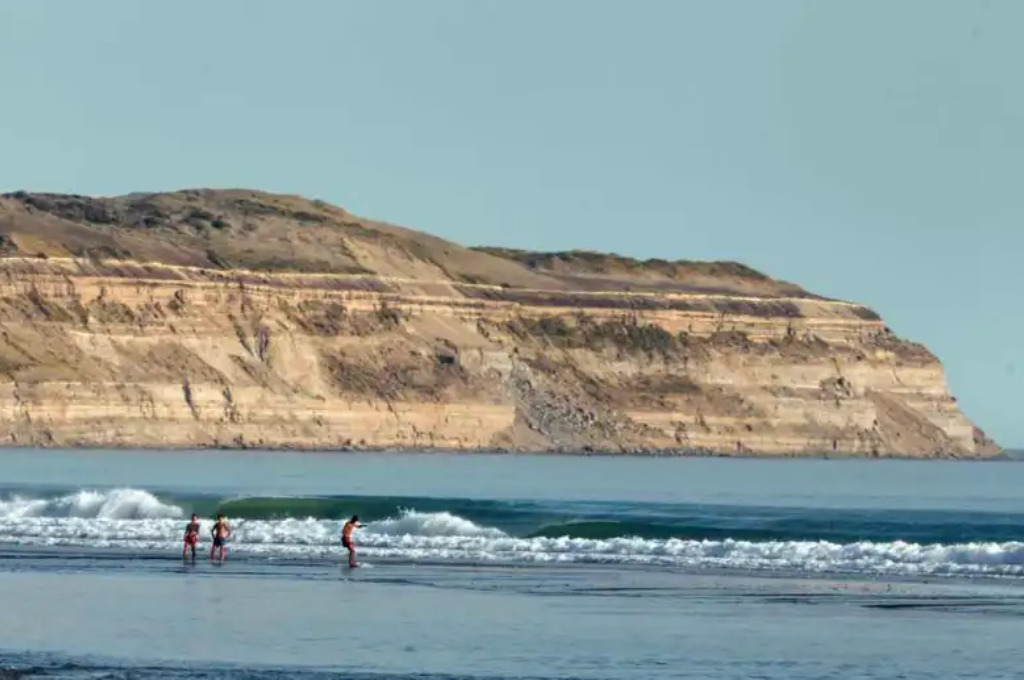 Bahía Creek, una playa para descubrir en el Camino de la Costa