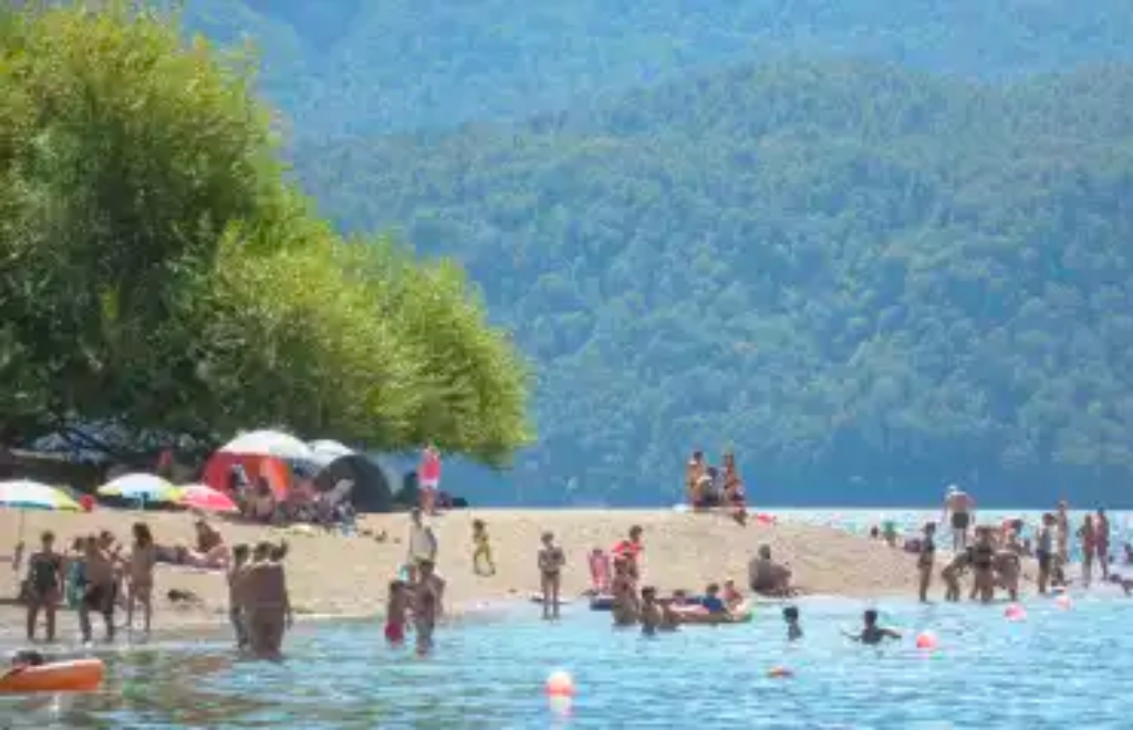 Verano en San Martín de los Andes, cuánto sale una escapada: playas imperdibles en el Camino de los 7 lagos