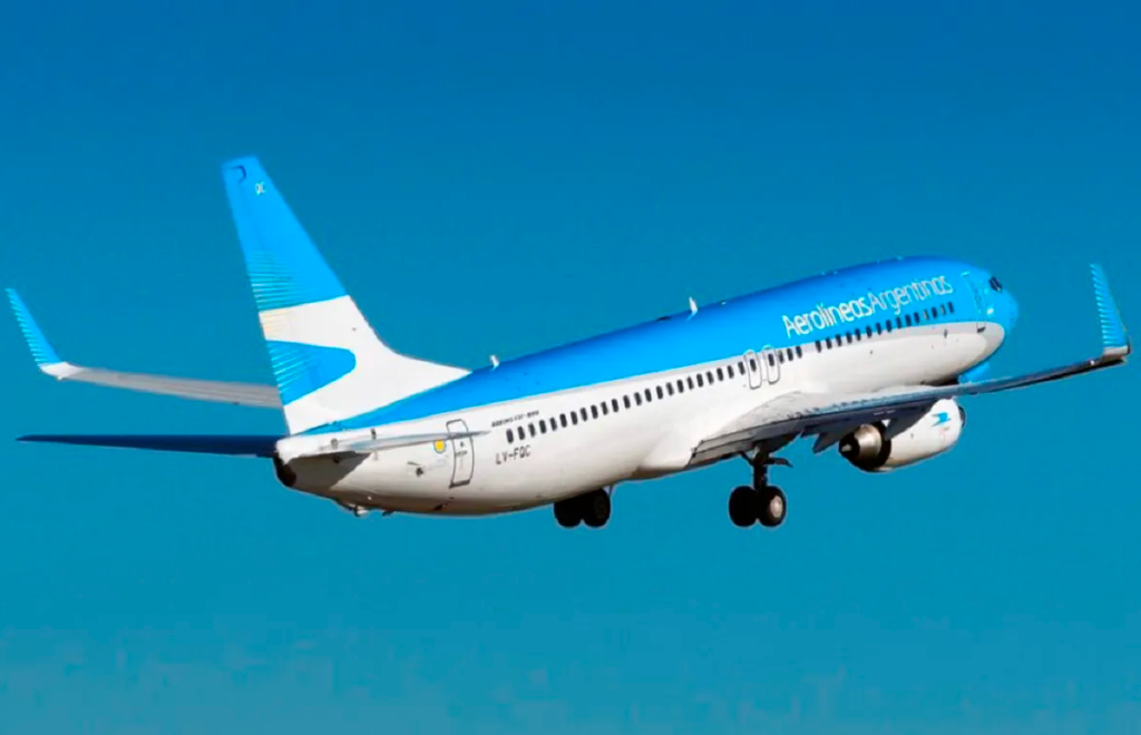Aerolíneas Argentinas se suma al plan Cuota Simple para vuelos nacionales: mirá cómo acceder