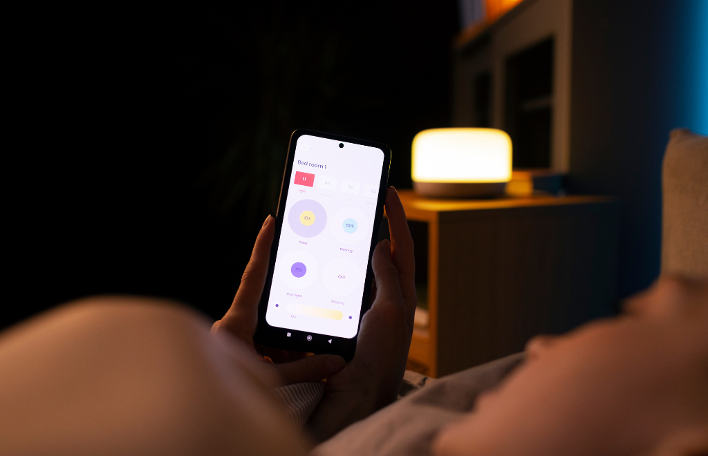 Tres cosas para hacer si no te podés resistir a mirar tu celular antes de dormir
